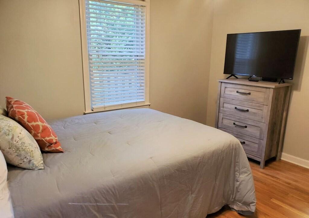 3BR House Directly Across from Augusta National Pet Policy