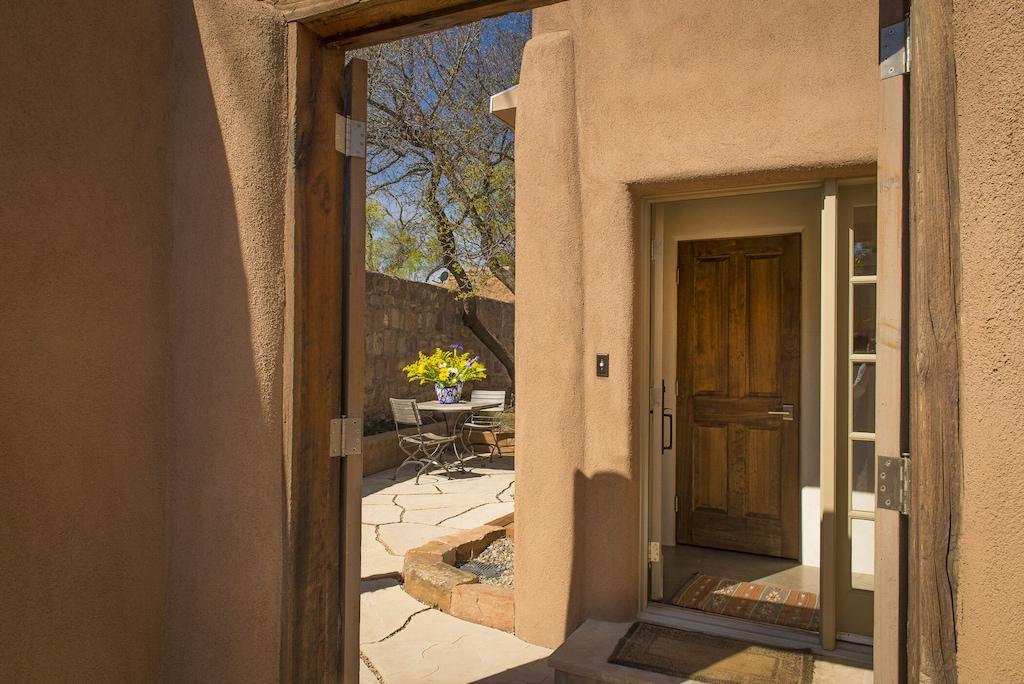 Pet Friendly Canyon Road 2BR Luxury Home
