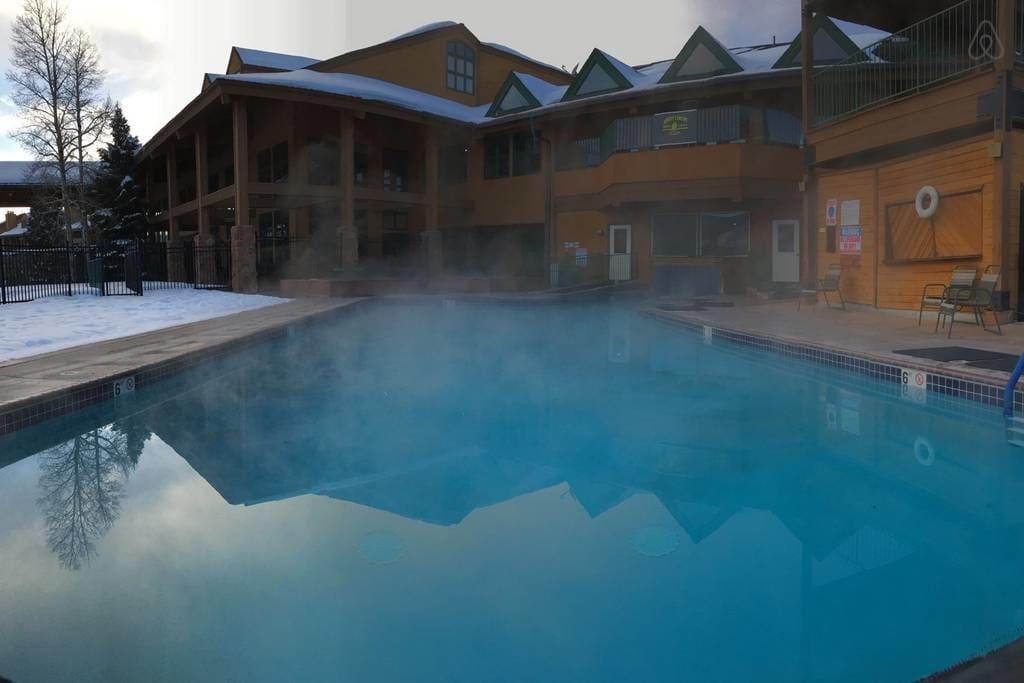 Granby Airbnb Rentals Pet Policy