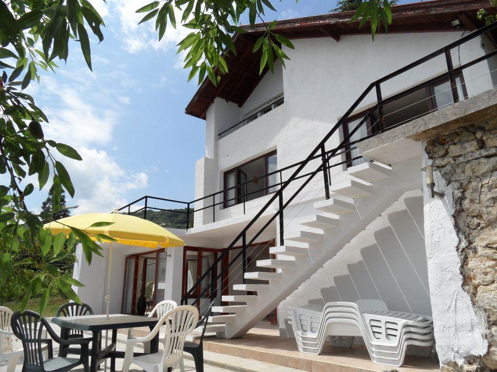 Pet Friendly Vacation Rentals in Topola, BG - BringFido