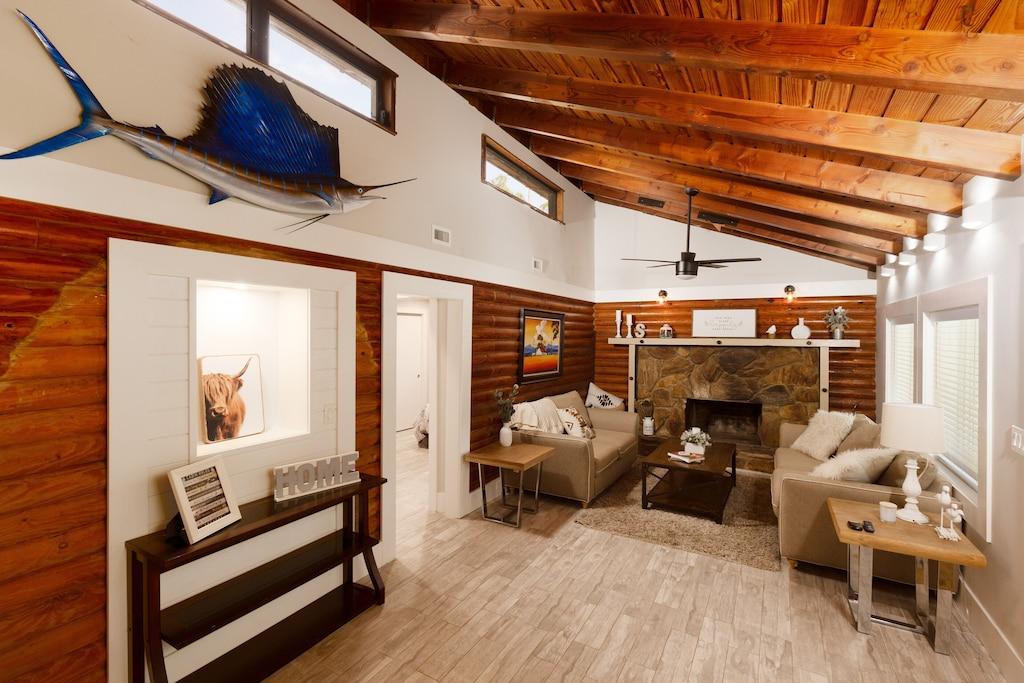 Jupiter Farms Log Cabin Pet Policy