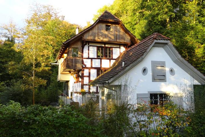Pet Friendly Lucerne Airbnb Rentals