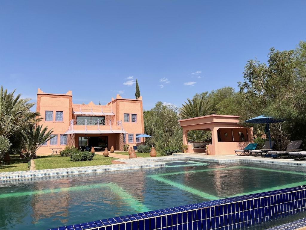 Pet Friendly Dar El Jenna Magnificent Villa with Swimming Pool