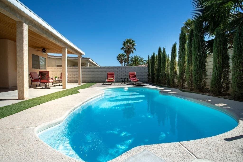 Pet Friendly 4BR Vegas Retreat with Pool & BBQ Grill