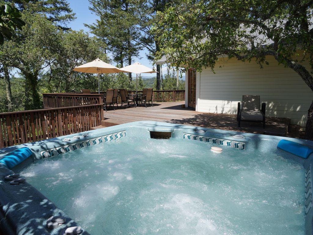 Pet Friendly Chalk Hill Country Home