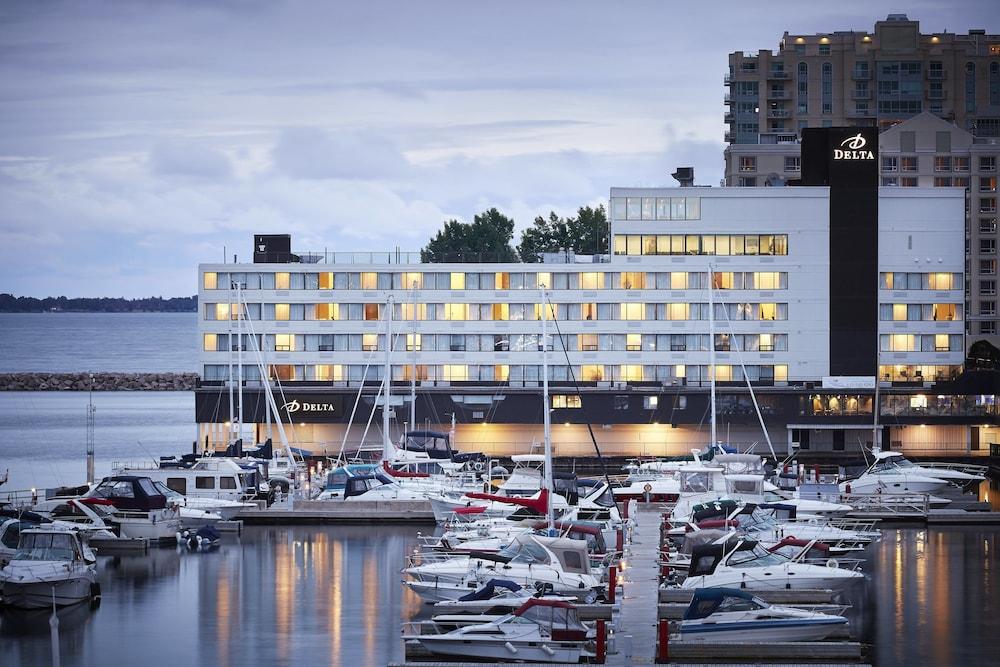 Pet Friendly Delta Hotels by Marriott Kingston Waterfront