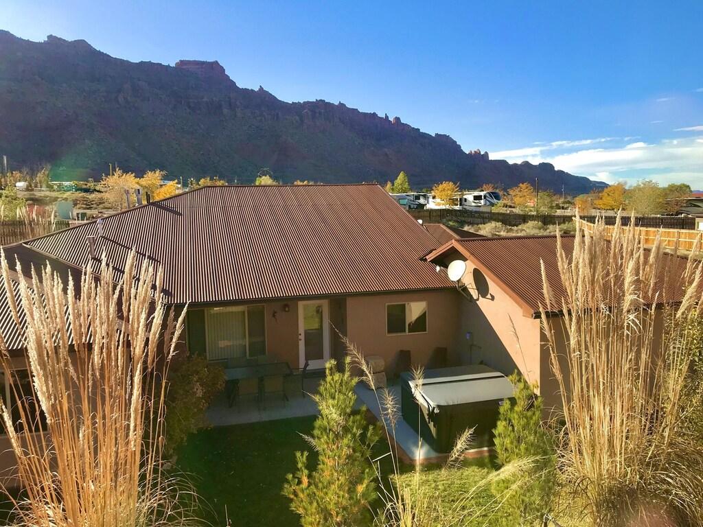 Moab Spacious Oleander Pet Policy