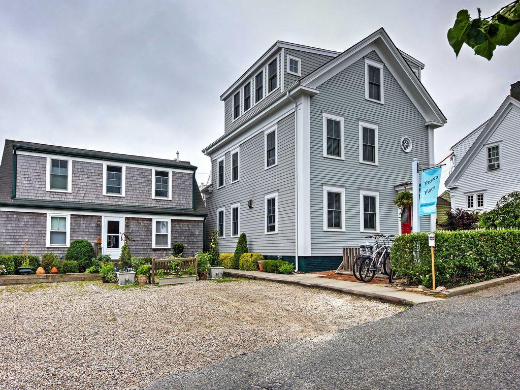 Studio Close to Cape Cod Beaches Pet Policy