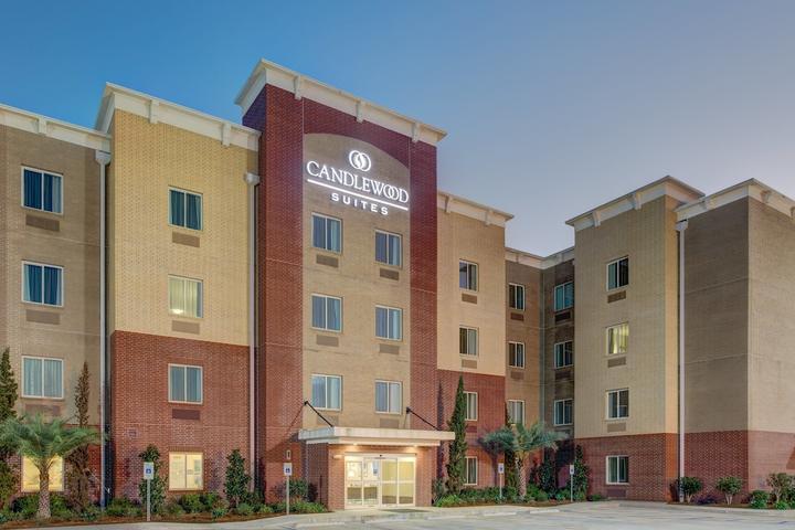 Pet Friendly Candlewood Suites Cut Off an IHG Hotel