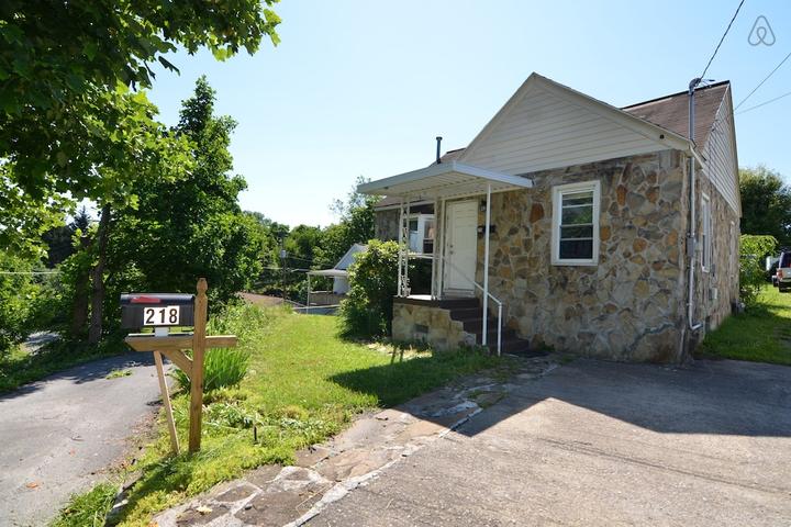 Pet Friendly Vacation Rentals In Summersville Wv Bringfido