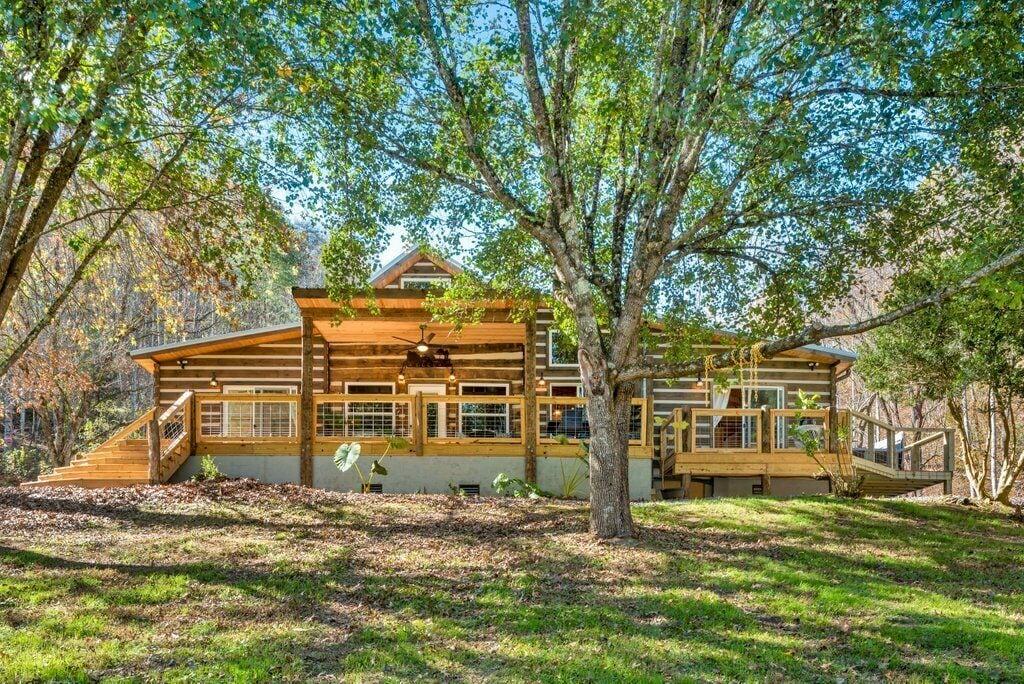 Lodge at Dunn's Creek Pet Policy