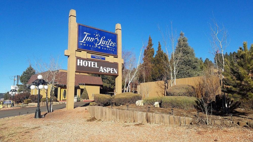 Pet Friendly Hotels In Flagstaff Az Bringfido With great amenities and rooms for every budget, compare and book your flagstaff hotel today. pet friendly hotels in flagstaff az