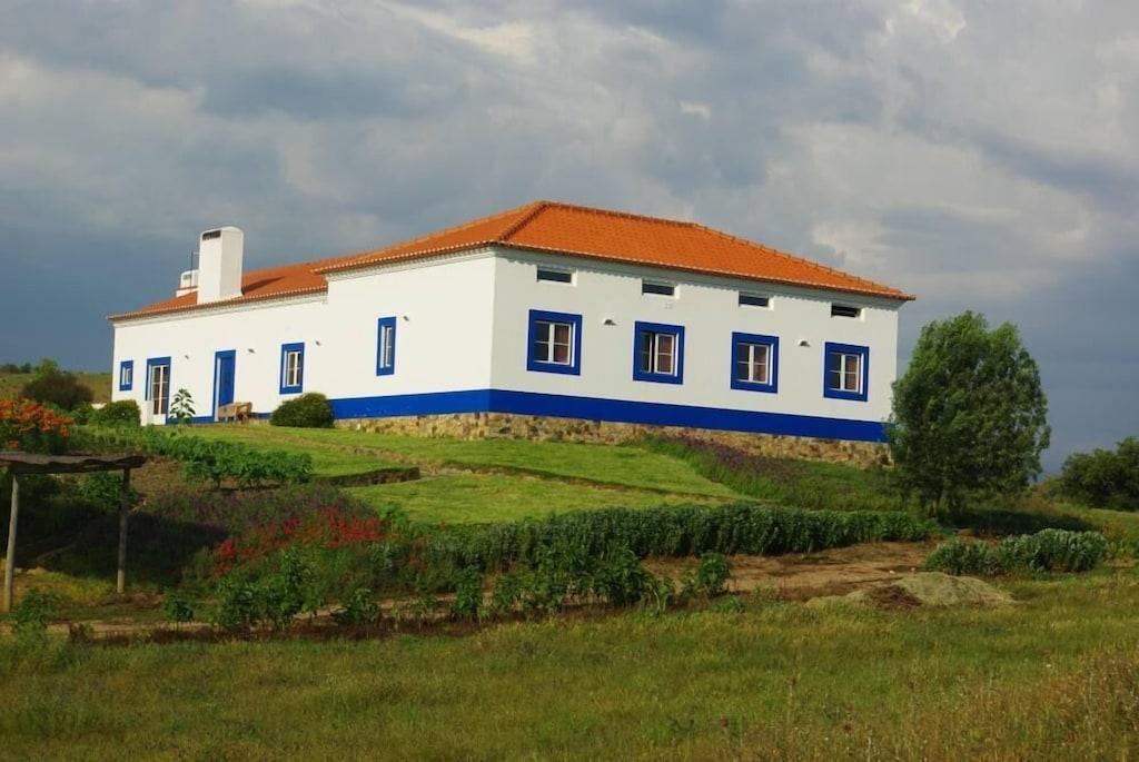 Pet Friendly Large Country House in Herdade Alentejana
