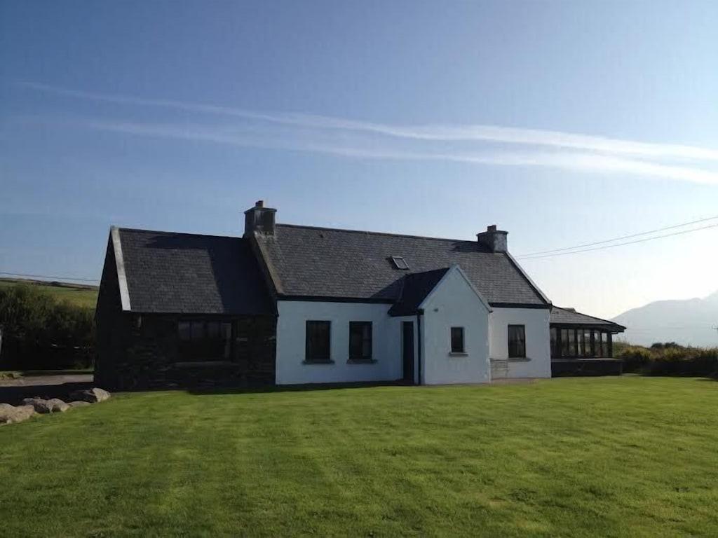 Pet Friendly Stunning Country Cottage Near Waterville