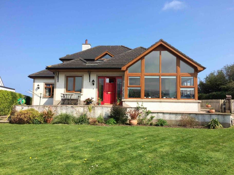 Pet Friendly Ballygally Airbnb Rentals
