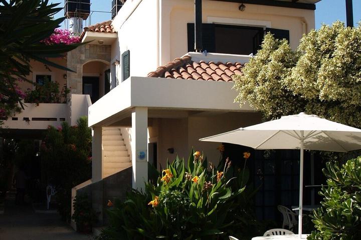 Pet Friendly Vathianos Kampos Apartment with Outdoor Space