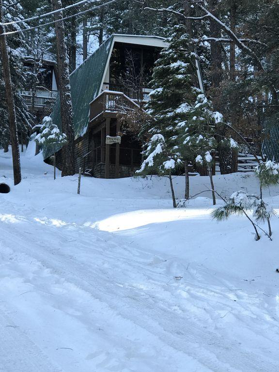 3 Bedroom Cabin In Upper Canyon Area Pet Policy