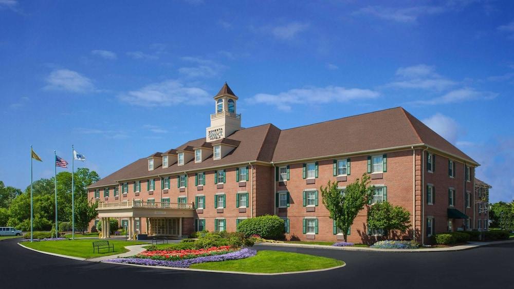 Pet Friendly Sonesta Select Boston Lowell Chelmsford