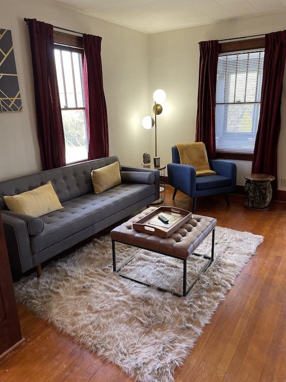 Dubuque Bungalow Pet Policy