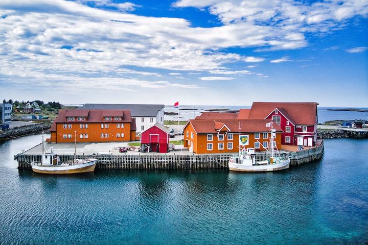 Pet Friendly Finnøy Bryggehotell - By Classic Norway Hotels