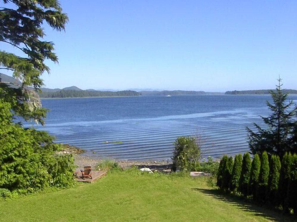 Pet Friendly Tofino Water Front Home with Private Float
