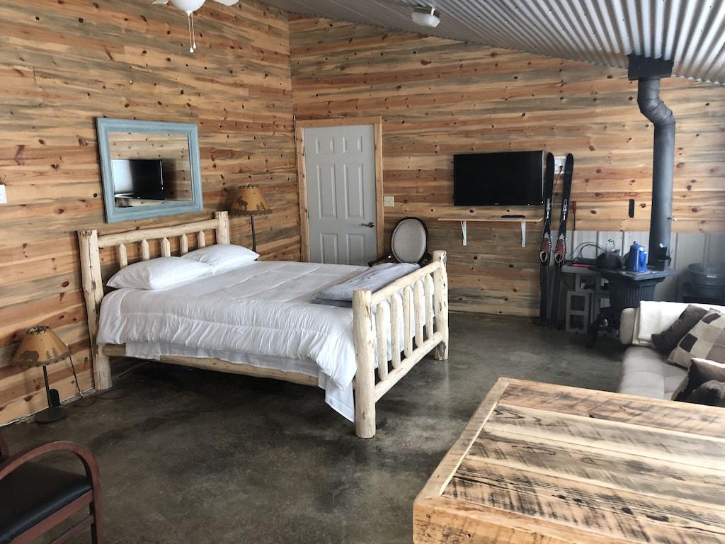 Pet Friendly Mountain Retreat on the Continental Divide
