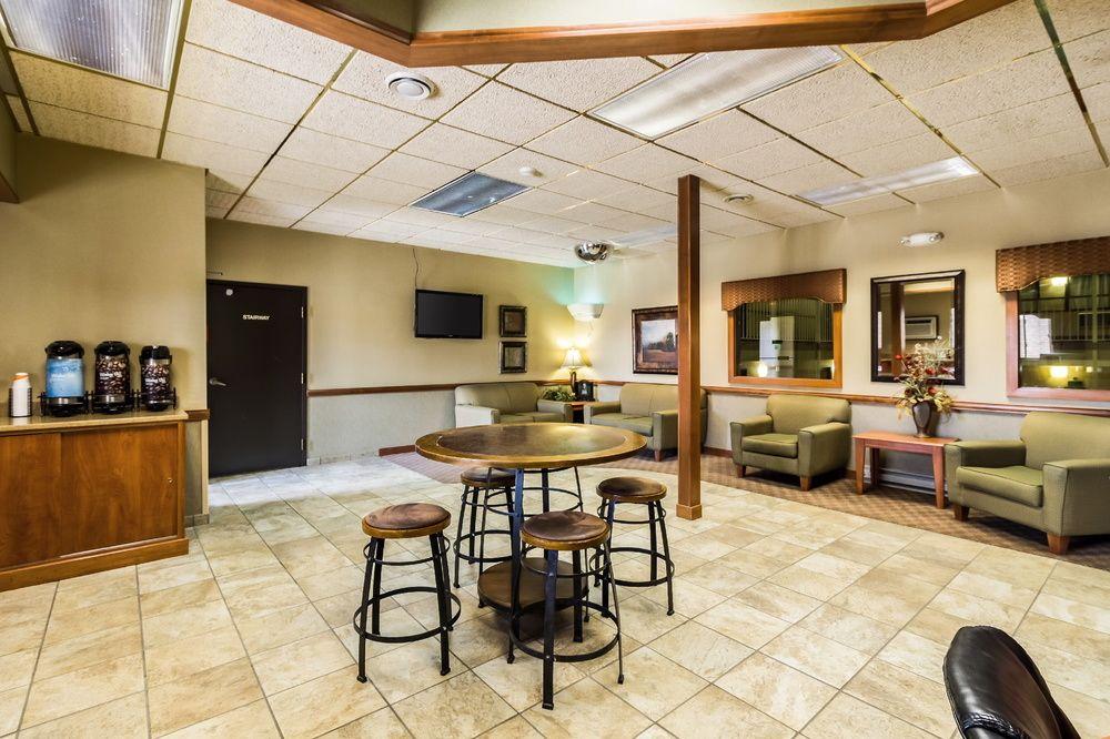 Northern Plains Inn Pet Policy