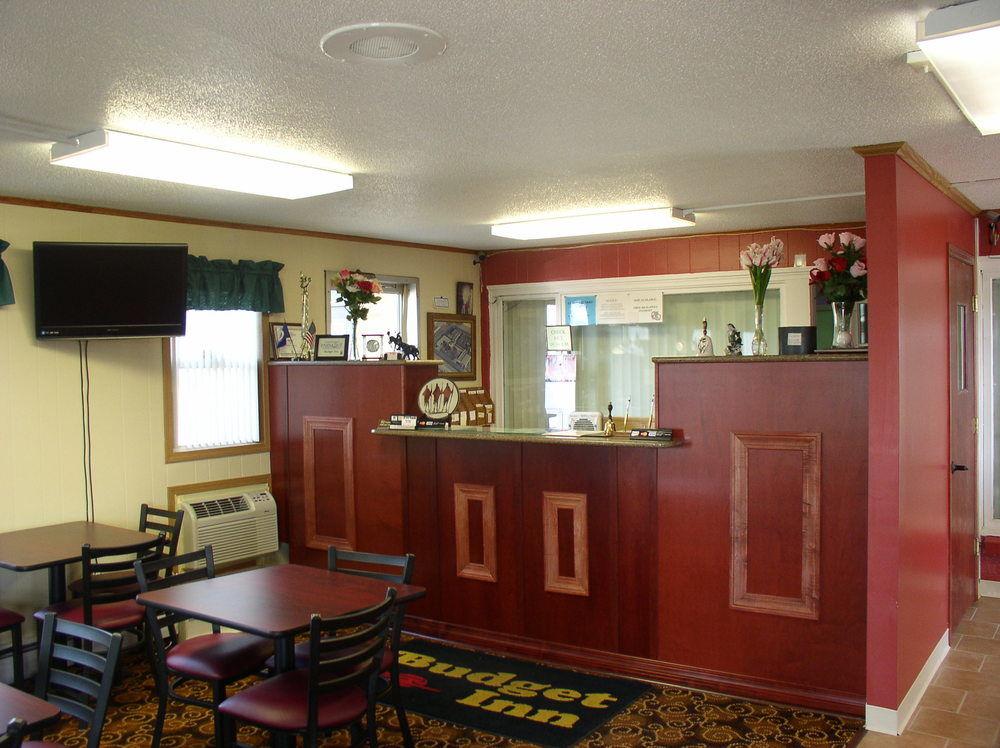 Budget Inn Fairmont Pet Policy