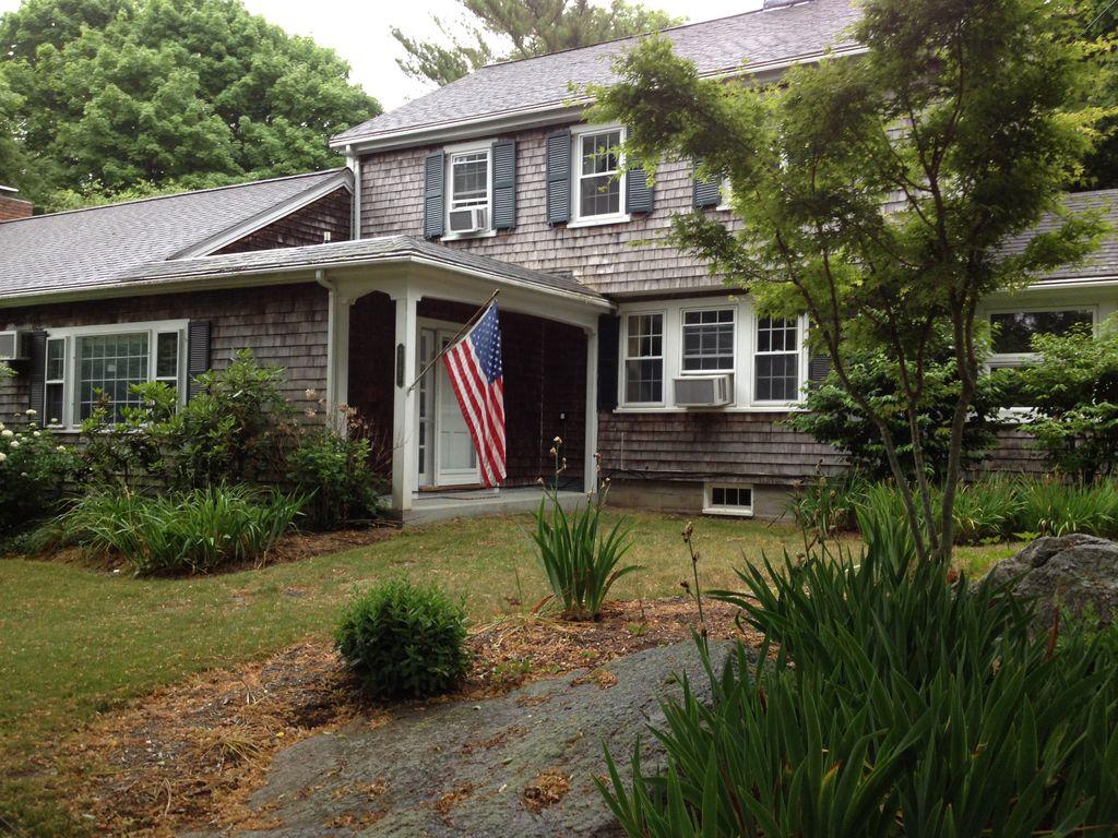 Pet Friendly Vacation Rentals In Barnstable Ma Bringfido