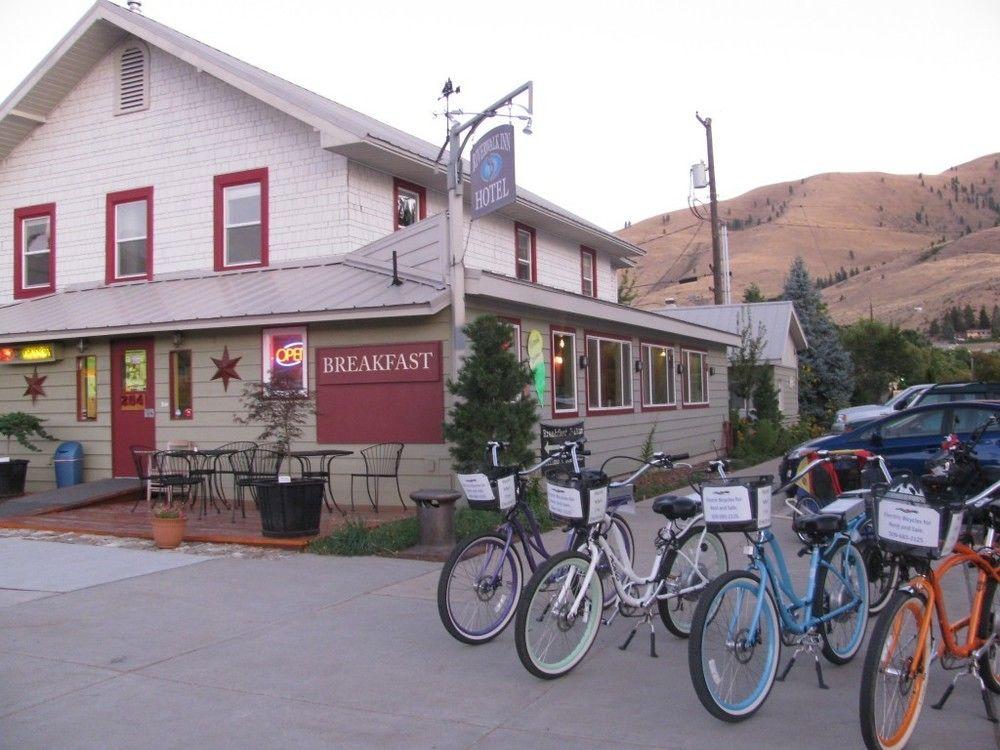 Pet Friendly Riverwalk Inn