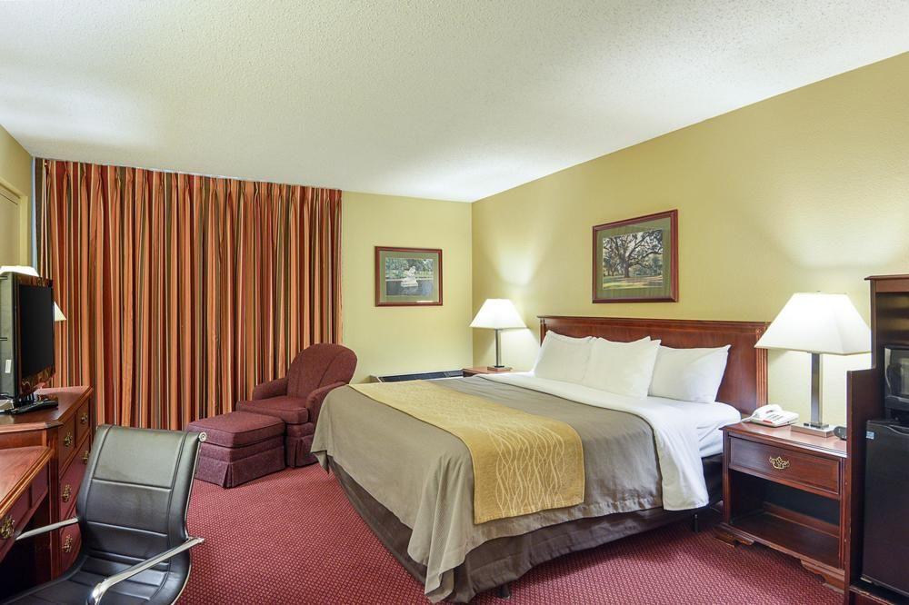 Quality Inn Winchester Pet Policy