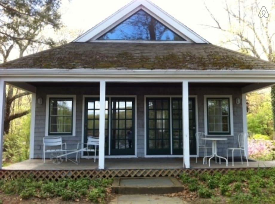 Chester Airbnb Rentals Pet Policy