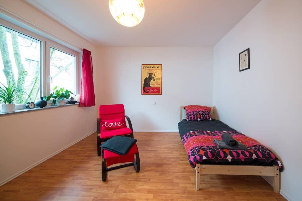Pet Friendly Frankfurt Airbnb Rentals