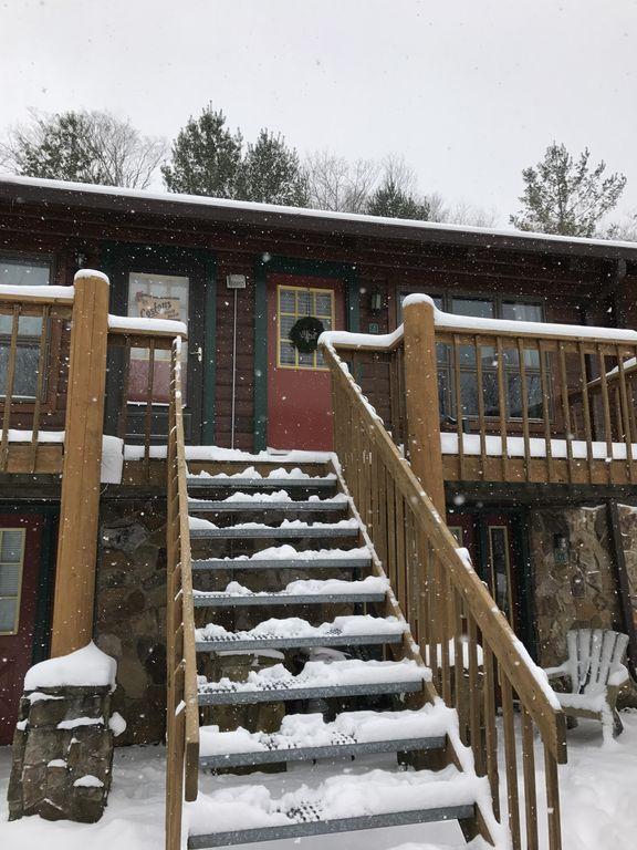 Snowshoe Mountain Pet Friendly Lodging