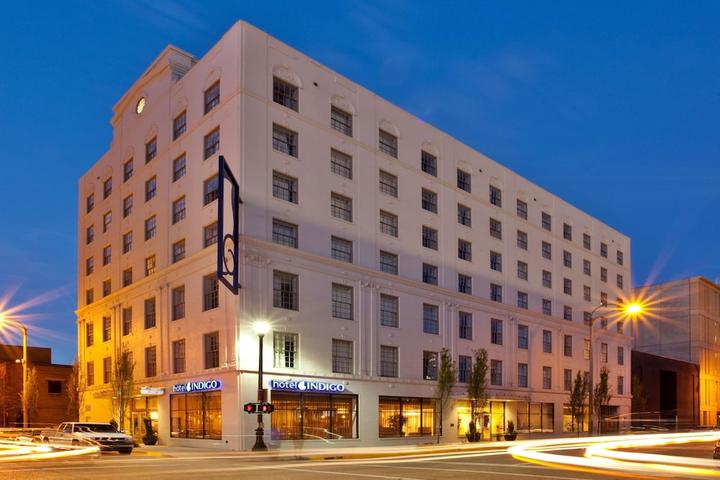 Pet Friendly Hotel Indigo Baton Rouge Downtown an IHG Hotel