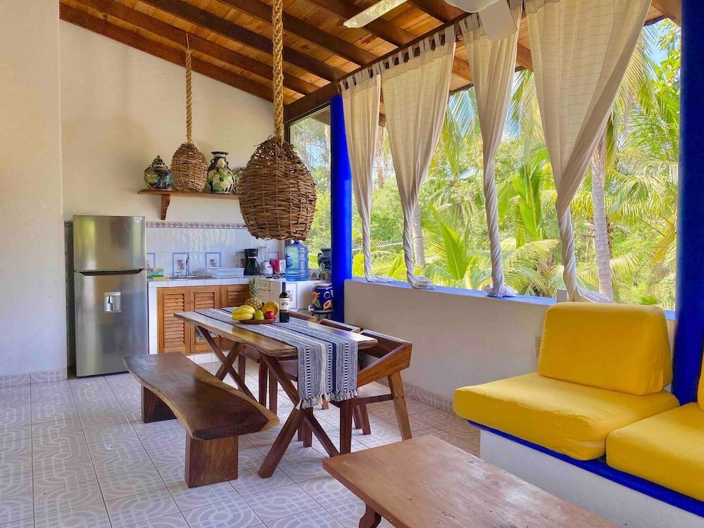 Villa Palomas a Unos Pasos de Playa La Ropa Pet Policy