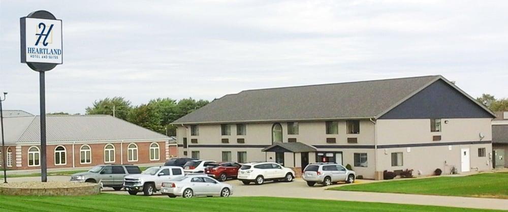 Pet Friendly Heartland Hotel and Suites