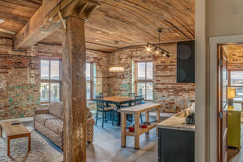 Pet Friendly Hotels In Potosi Wi Bringfido
