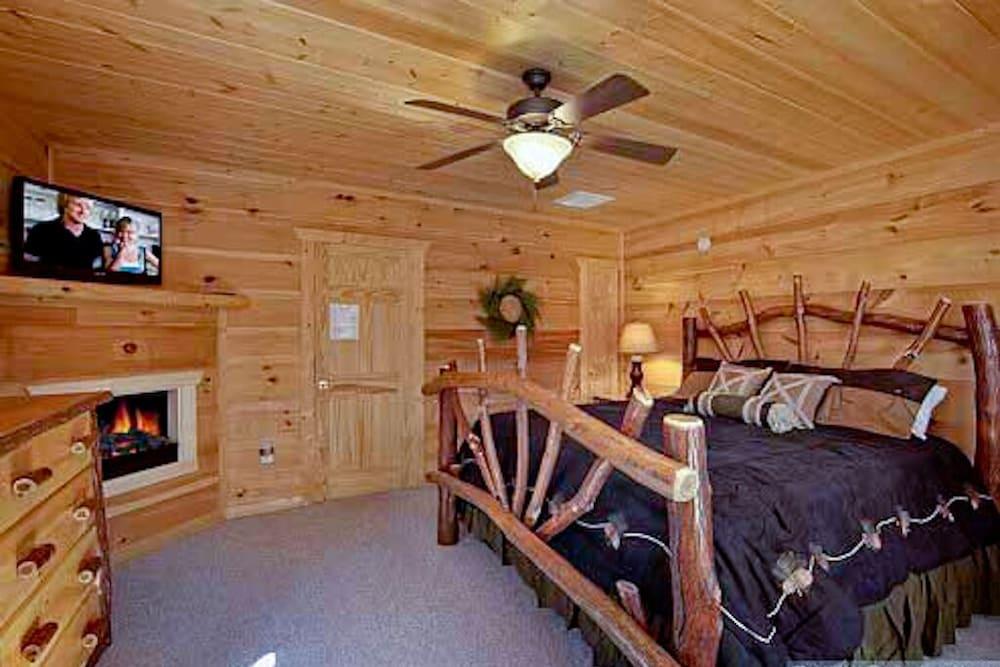 The Alpine Pointe Pet Policy