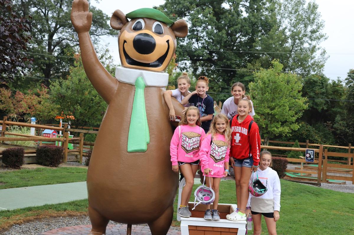 Yogi Bear Jellystone Park at Kozy Rest Pet Policy