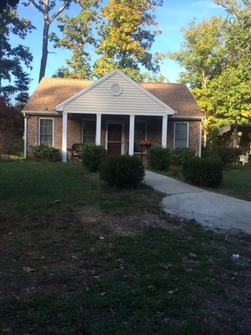 Concord Airbnb Rentals Pet Policy