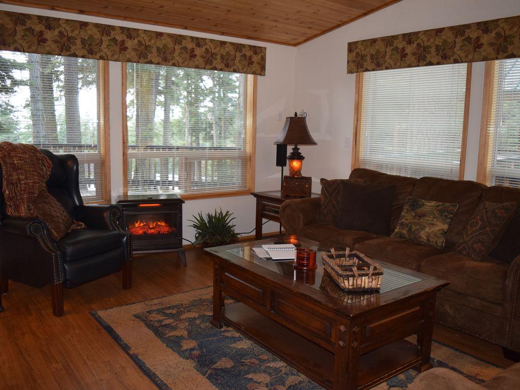 2 Bedroom Cabin At Hyatt Lake Pet Policy