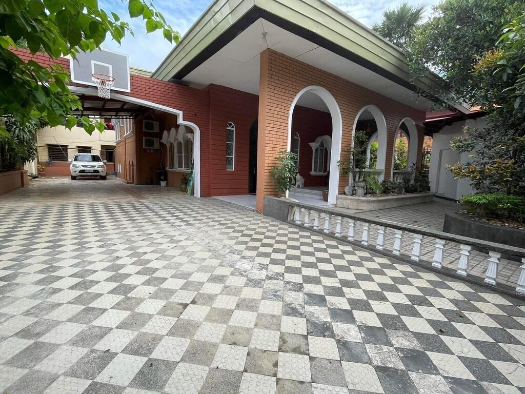 Beautiful Home in Pasig Pet Policy