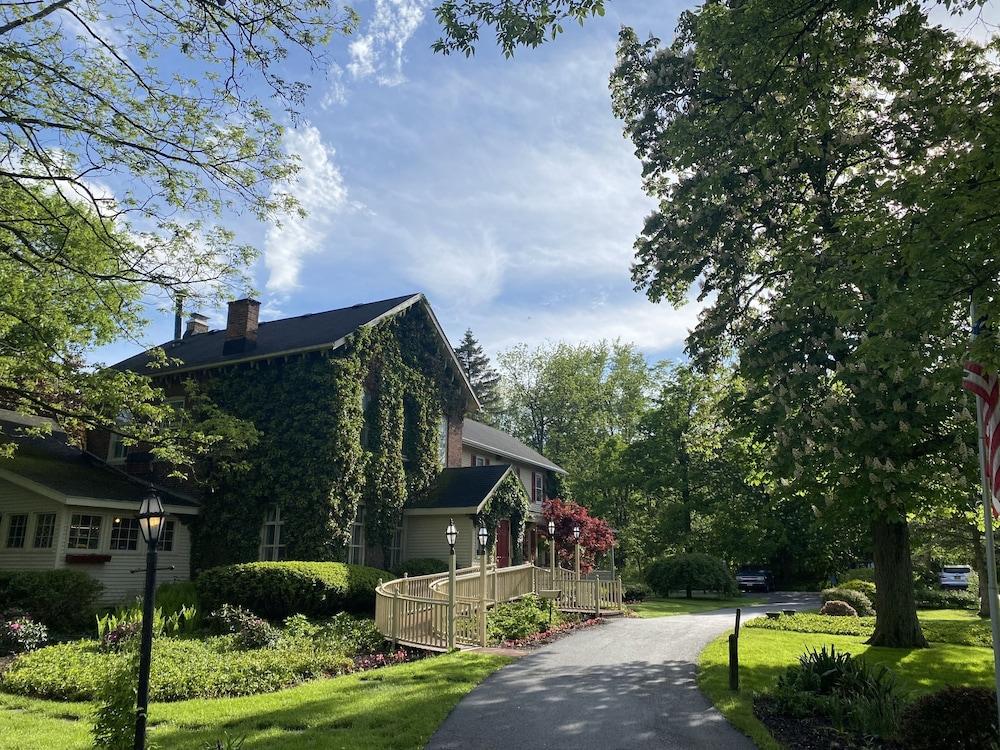 Pet Friendly Asa Ransom House