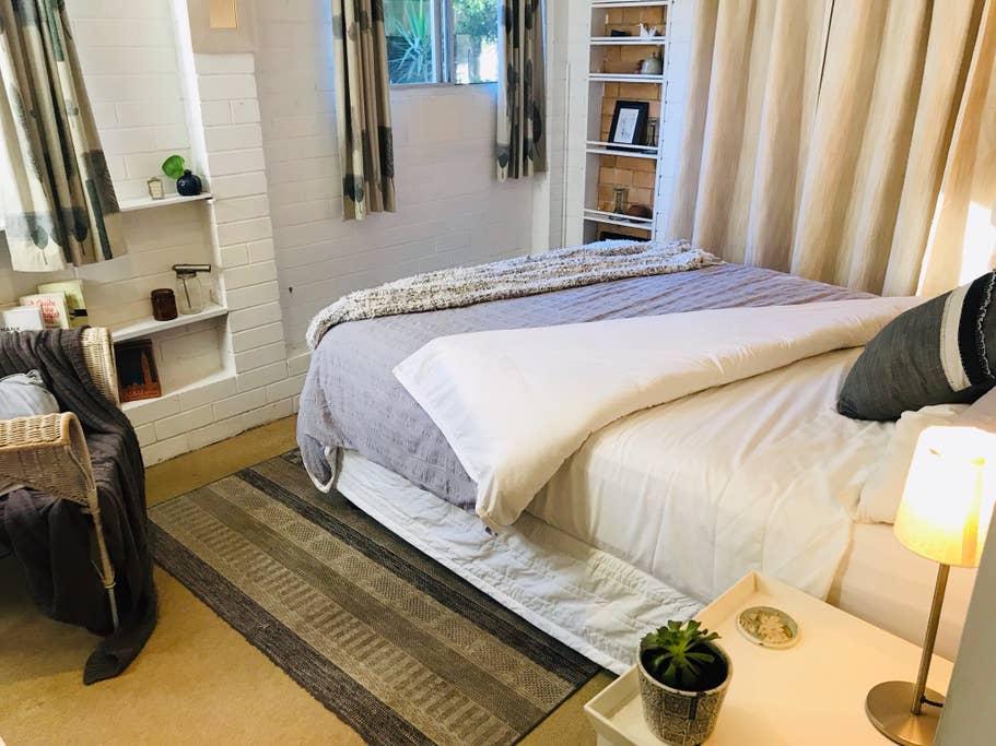 Nambour Airbnb Rentals Pet Policy
