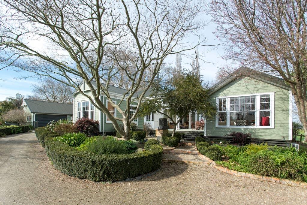 Cambridge Airbnb Rentals Pet Policy