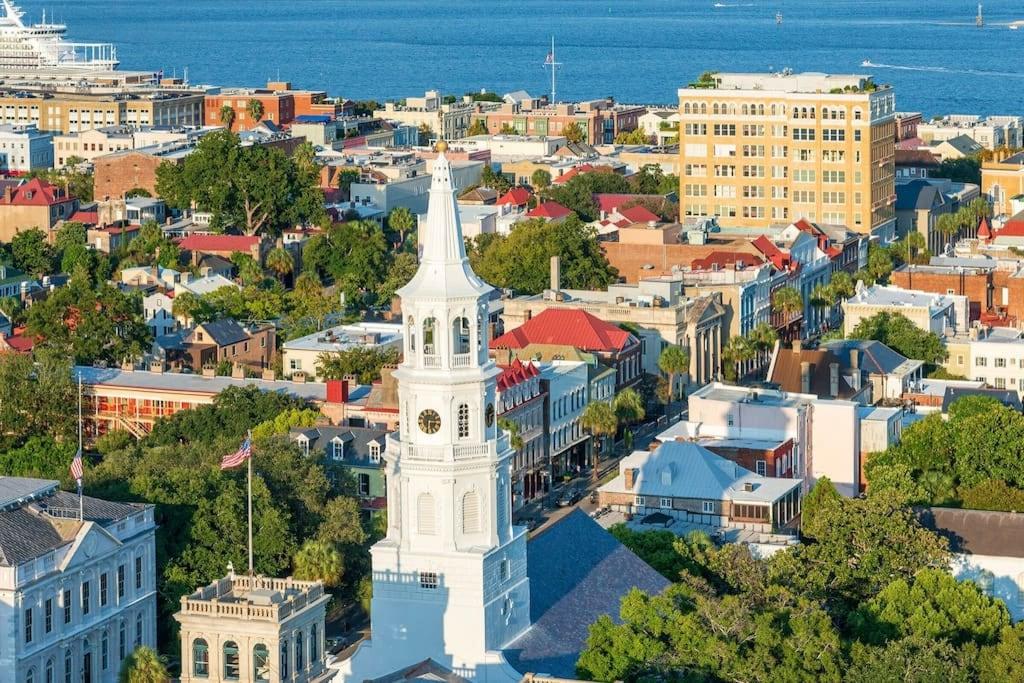 1/1 Charleston House 60A Pet Policy