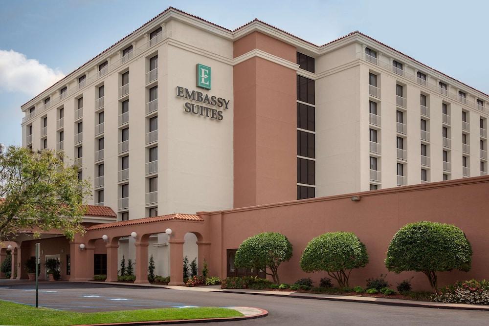 Embassy Suites Baton Rouge Pet Policy