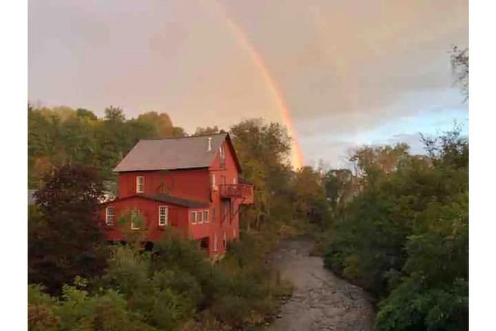 Pet Friendly Historic Vermont Grist Mill on Williams River