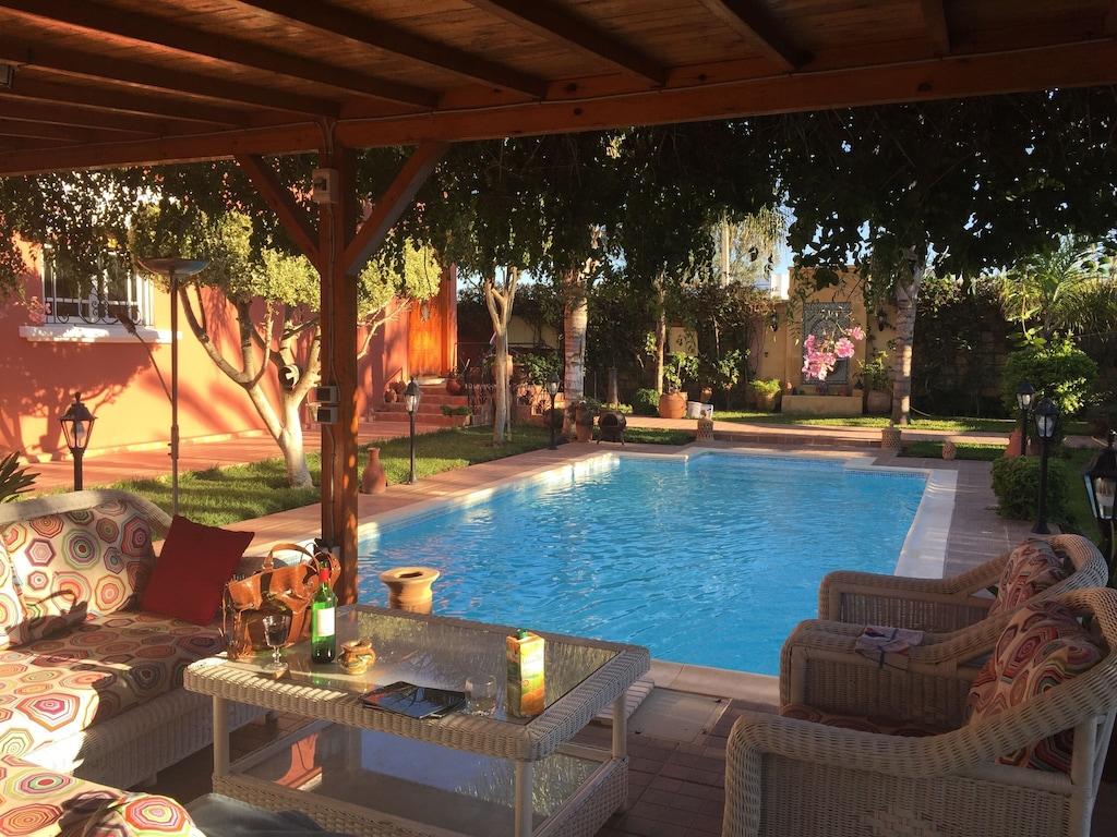 Pet Friendly Villa with Swimming Pool Close to Beach El Haouzia
